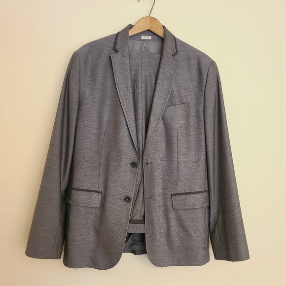 Calvin Klein Two Piece /Two Tone Gray Suit - Picture 2 of 16